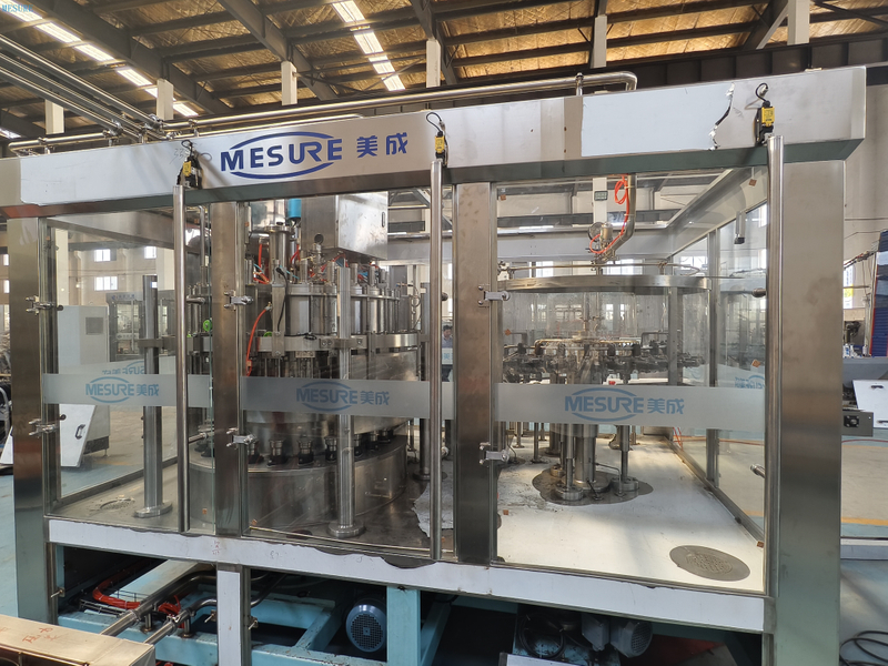 Стеклянная бутылка жидкая вода для зачистки/ линия производства воды