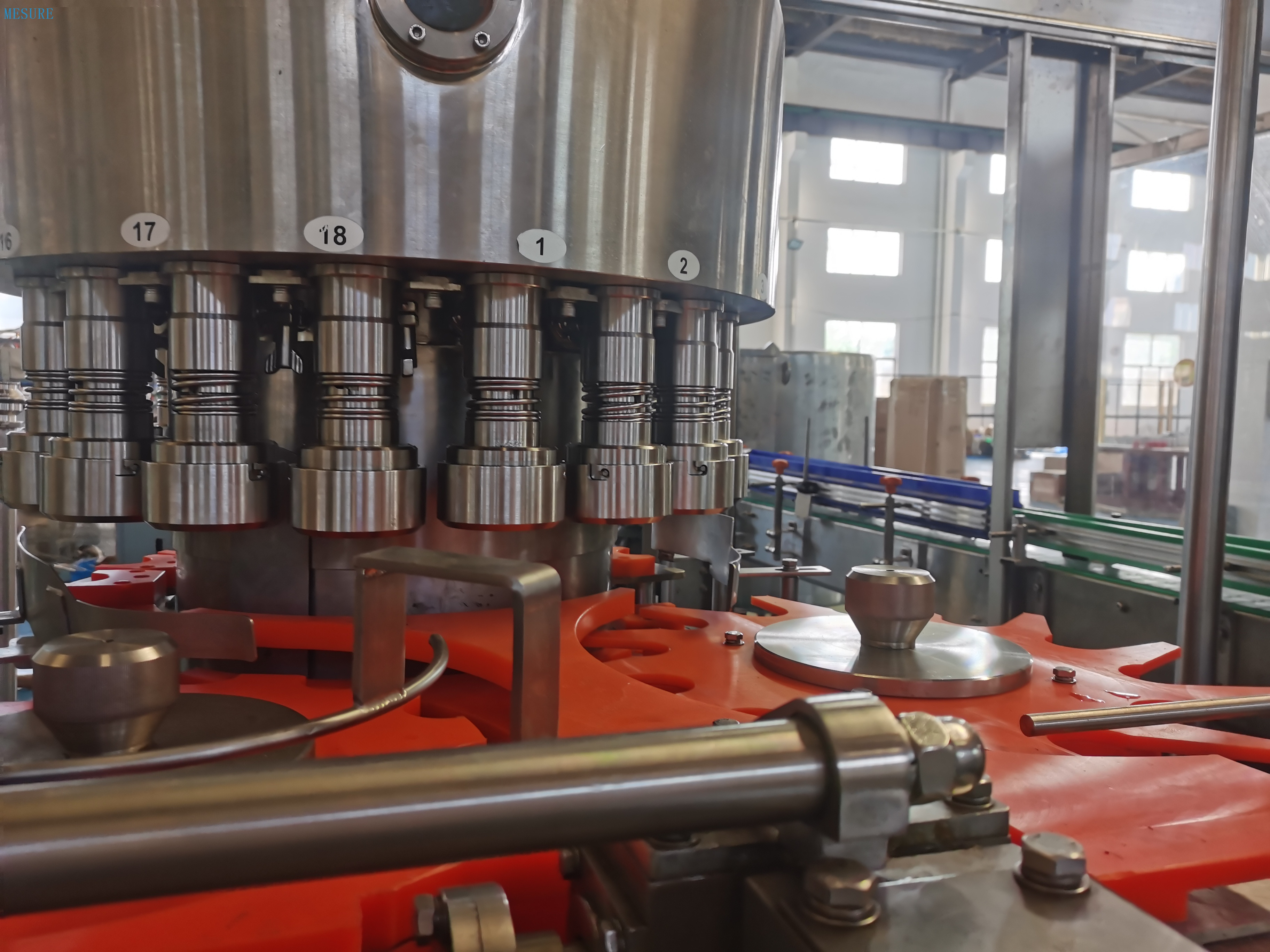 Маленькая олова с низкой ценой может напитках энергии на карбонированные напитки.