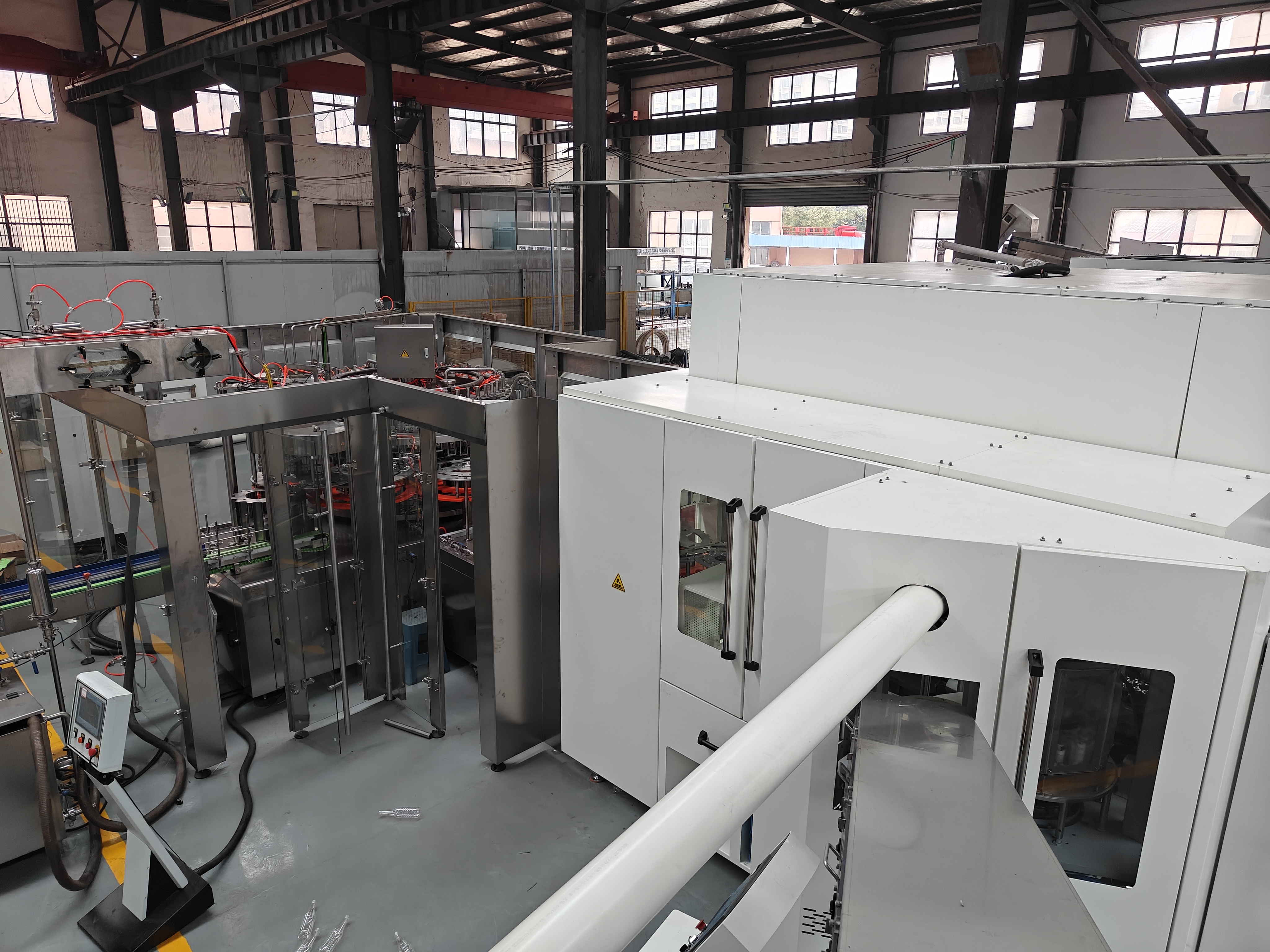 Hot Fill Line Line: Blowing Fipling Copping Combi Machine для соков | Пользовательская высокая выходная сигнала 18000 млрд в час