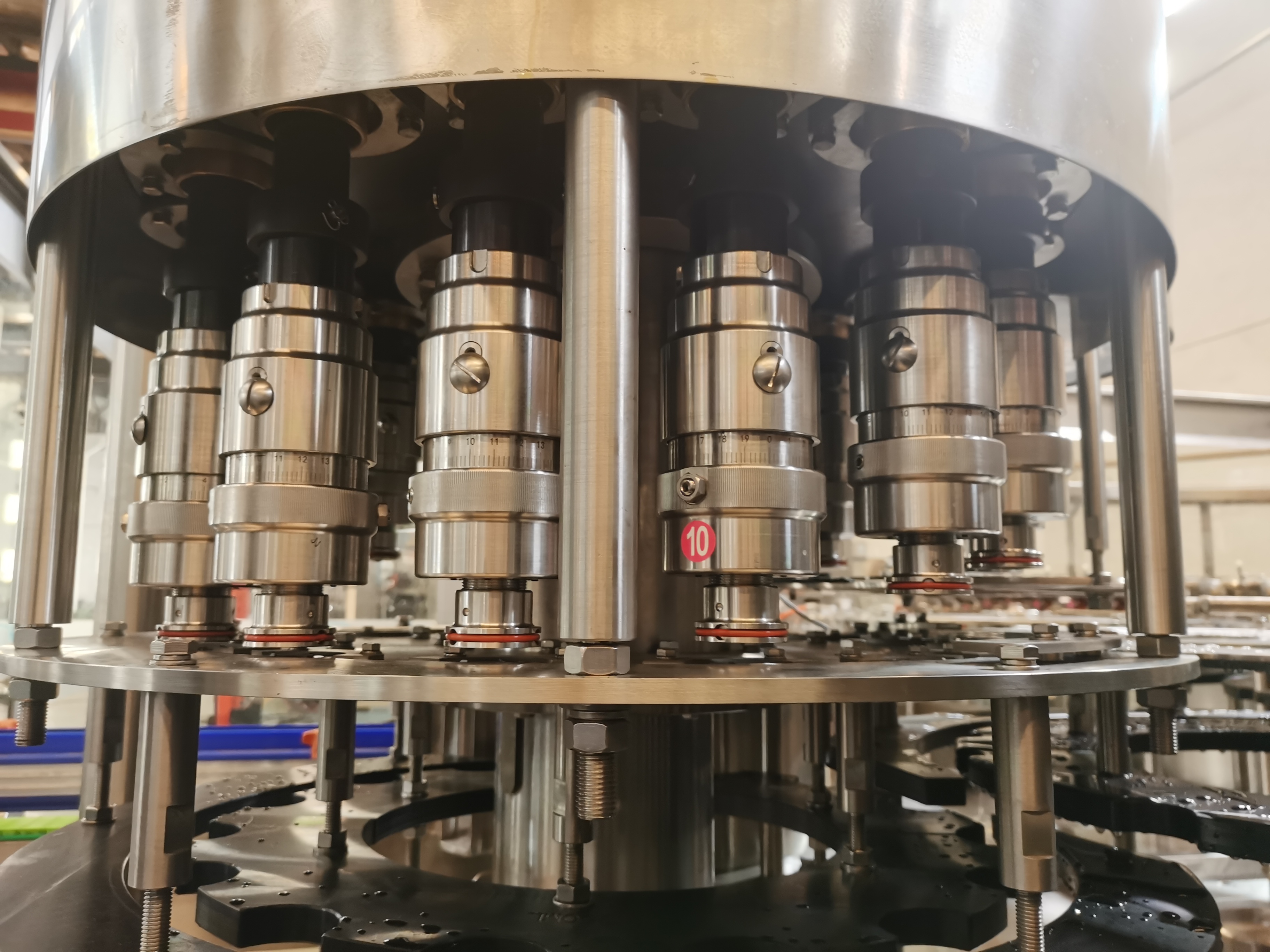 Accubrew Pet Auto-Line: точная система розлива для пивных заводов