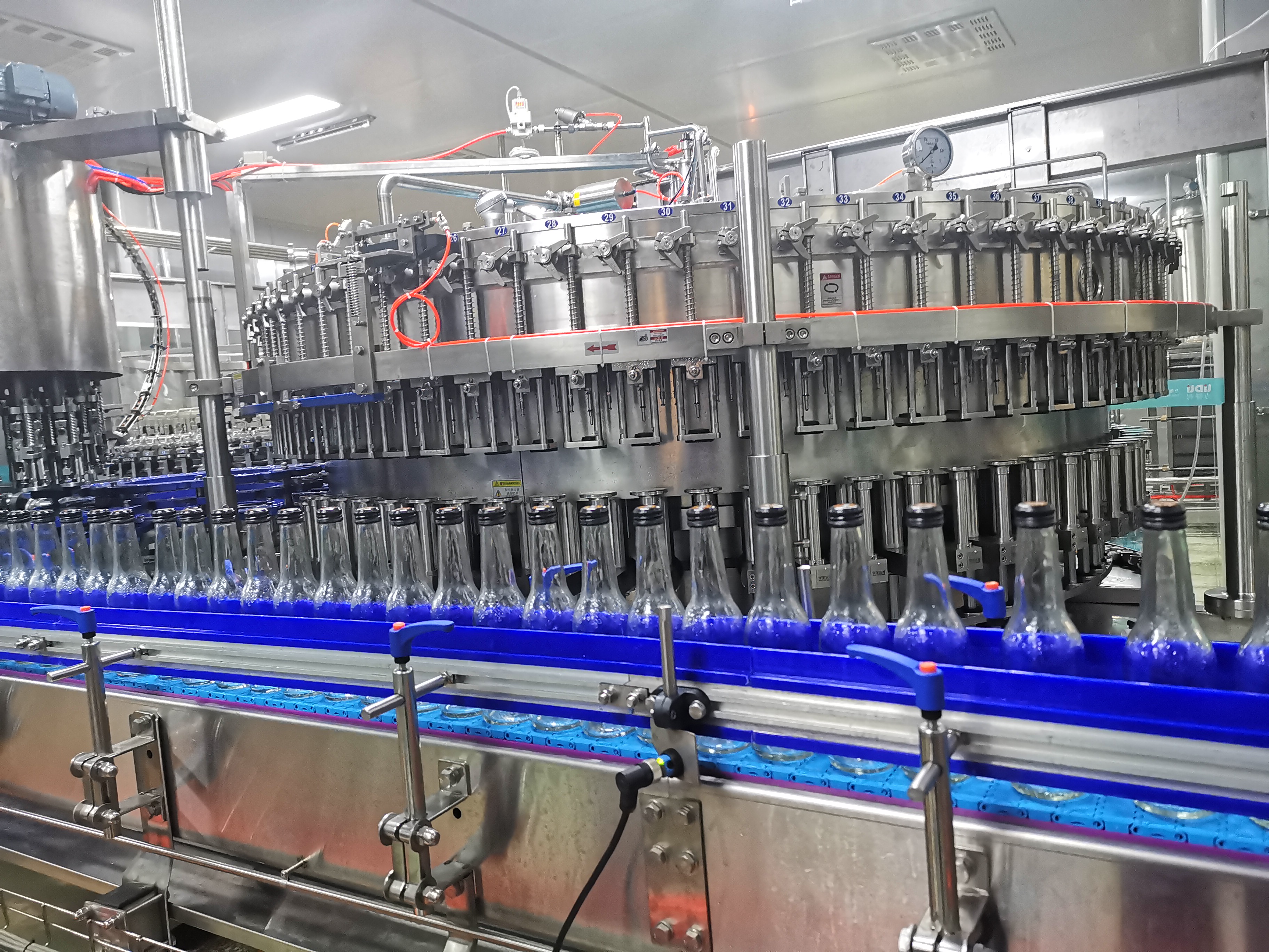 24000bph Стекло из бутылочного пива заполнения 