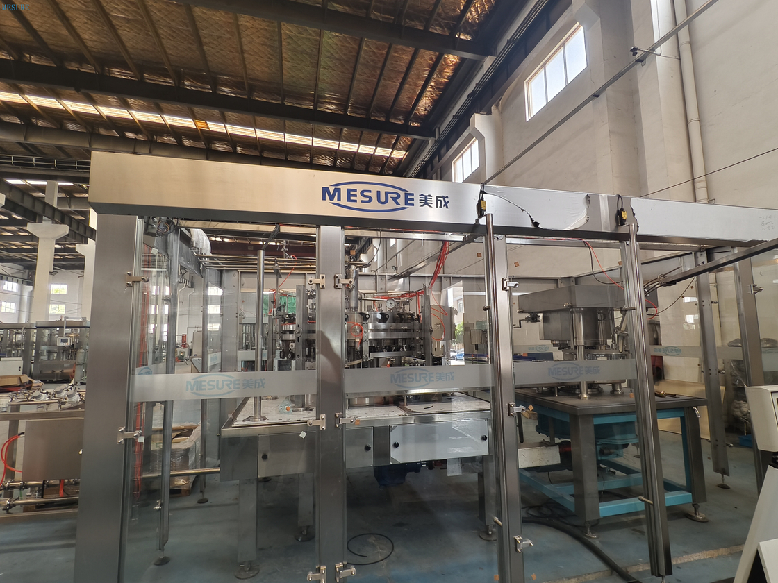 Высококачественный жидкий автоматический фруктовый сок наполняет консервирование консервирования в продаже